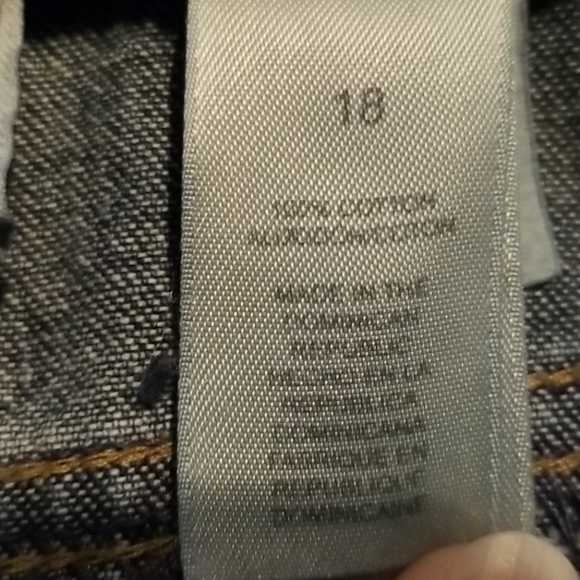 First Issue Jeans - Picture 7 of 8